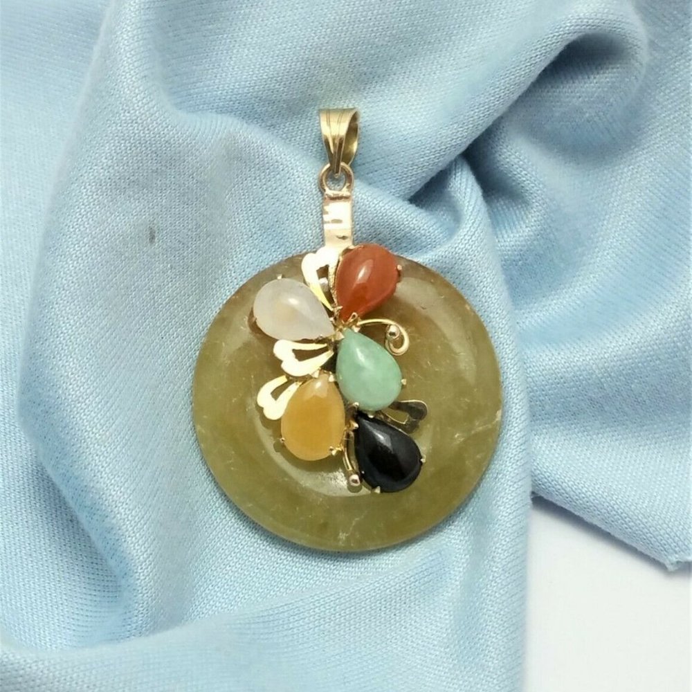 Beautiful 14K Karat 585 Stamp Yellow Gold Jade Charm Pendant - Nice!